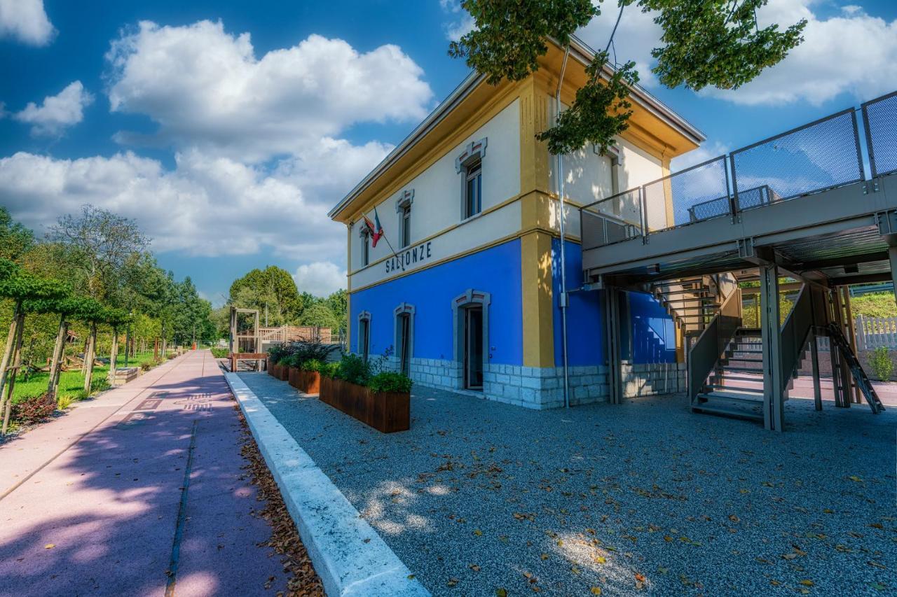 Borgo Stazione Bike Inn Valeggio sul Mincio Bagian luar foto