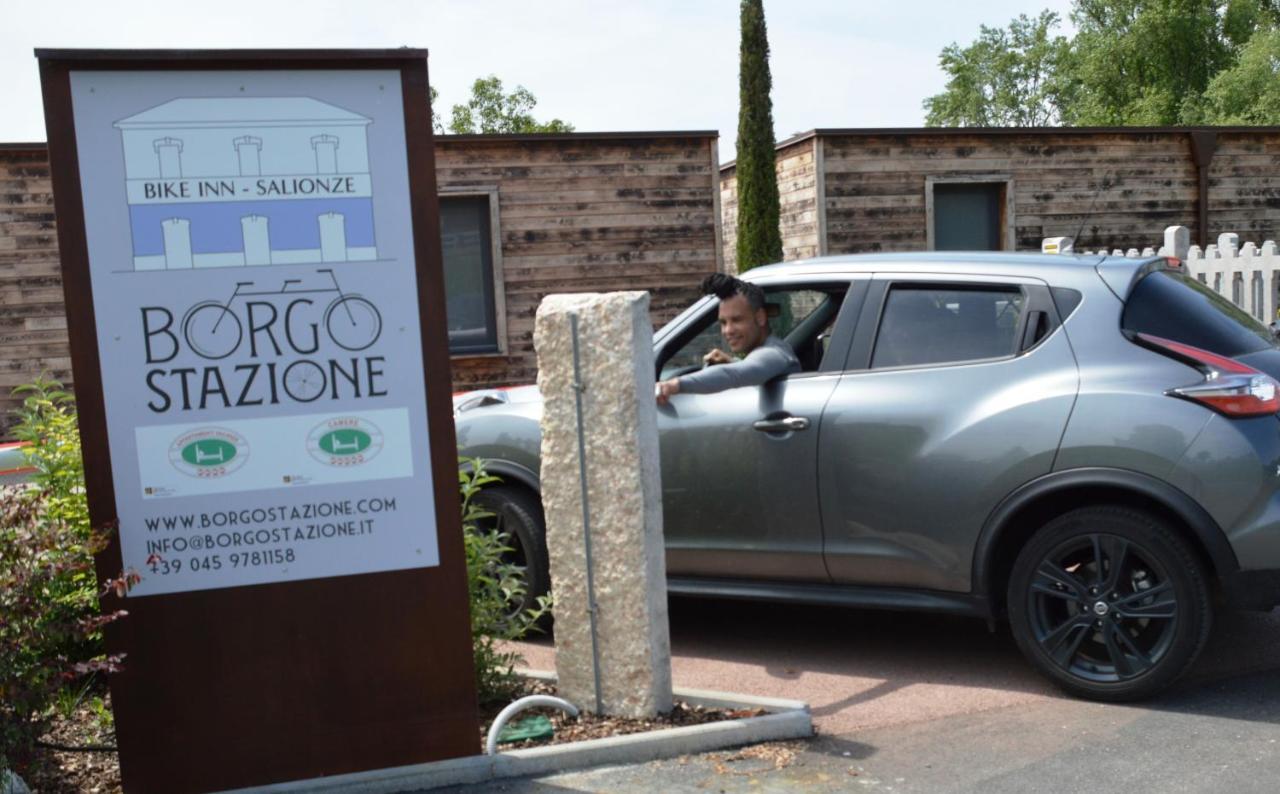 Borgo Stazione Bike Inn Valeggio sul Mincio Bagian luar foto