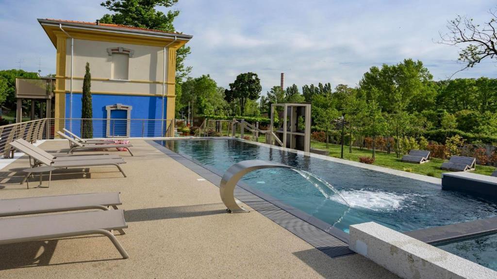 Borgo Stazione Bike Inn Valeggio sul Mincio Bagian luar foto